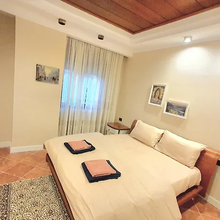 Apartament Aparttastic - By Ujza Tirana